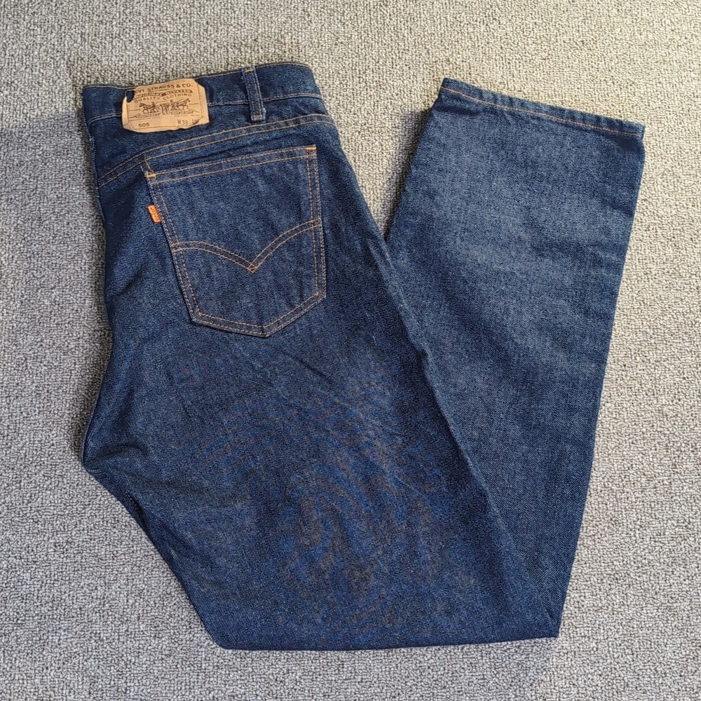 Vintage 1997 • Levi's Orange Tab • 505 • Size 38x32 • Indigo Blue